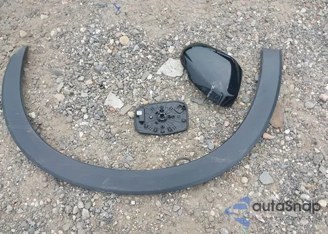 2024 Honda Hr-V Awd Lx z USA, uszkodzony, nr VIN 3CZRZ2H30RM738280